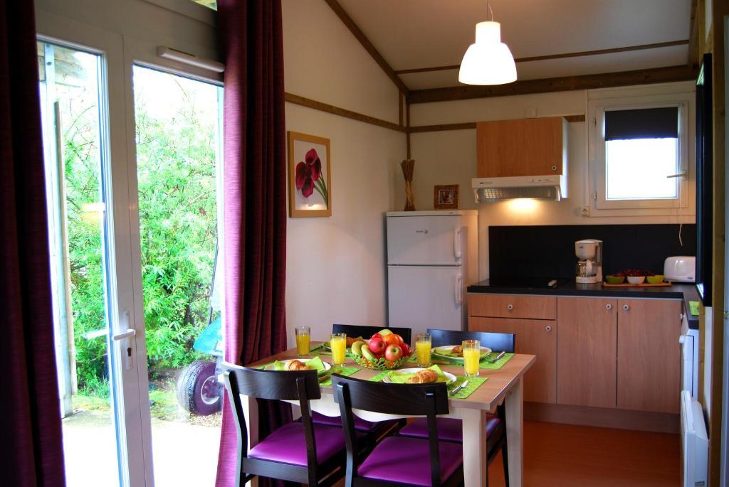 Lagrange Grand Bleu Vacances - Residence Port Lalande Castelmoron-sur-Lot ห้อง รูปภาพ