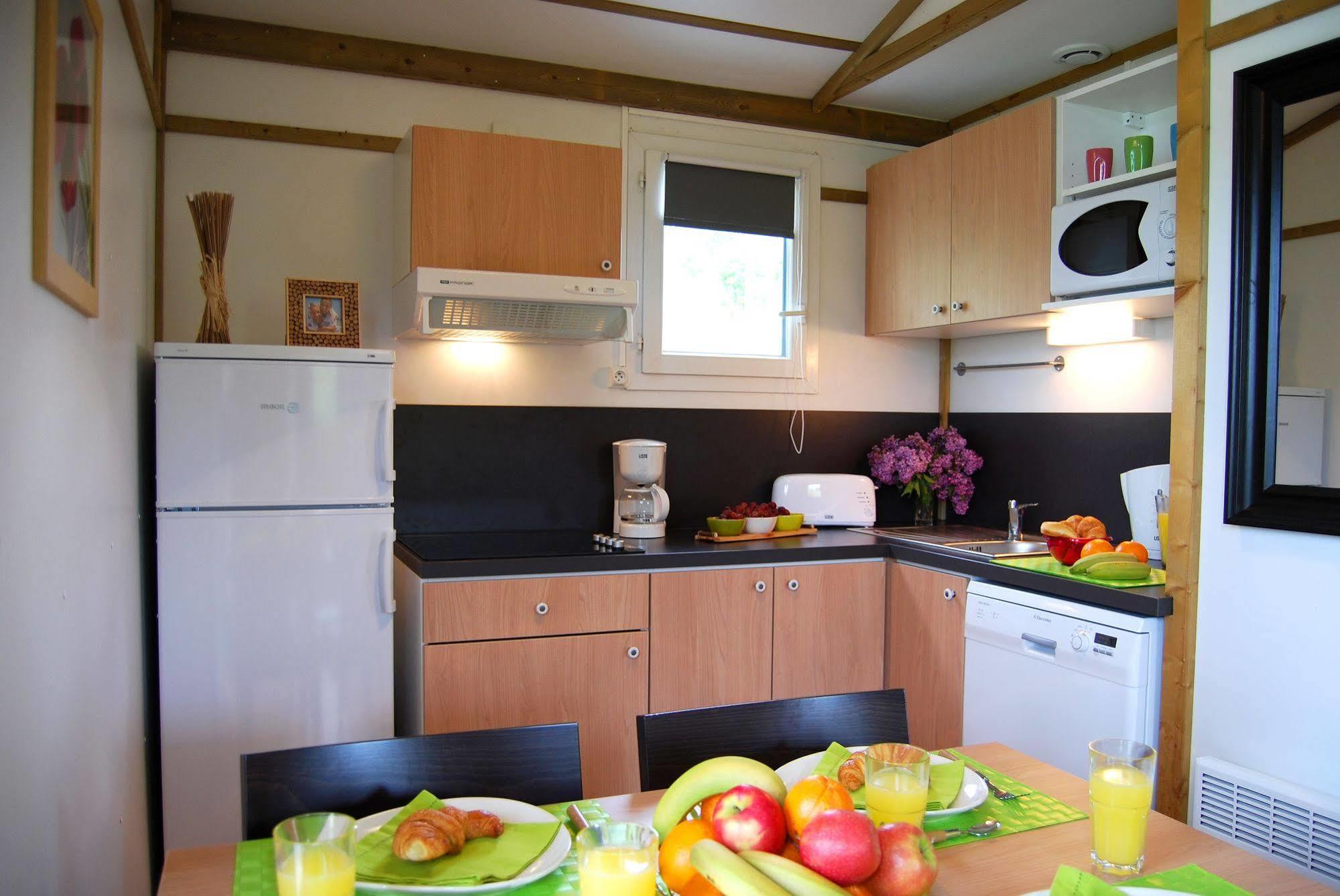 Lagrange Grand Bleu Vacances - Residence Port Lalande Castelmoron-sur-Lot ภายนอก รูปภาพ